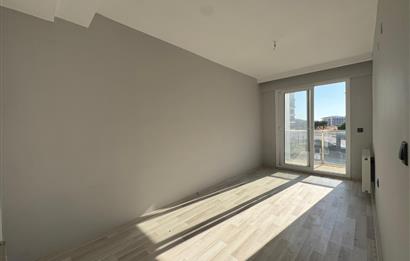 Menemen Asarlık Uluağaç Evlerinde Geniş Balkonlu 3+1 Sıfır Daire