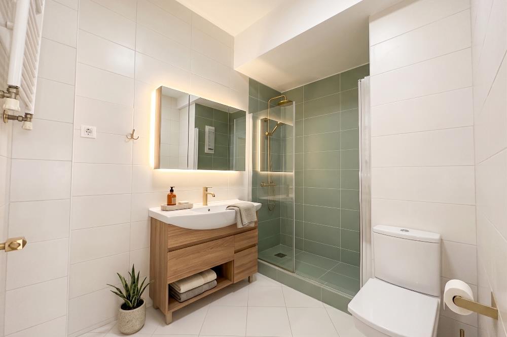 MODA RUŞENAĞA SOKAK'TA | 90 M² NET | KÖŞE DAİRE | 2 BALKON