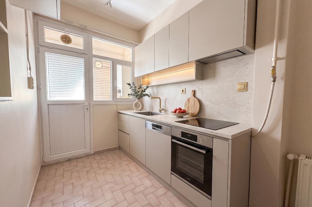 MODA RUŞENAĞA SOKAK'TA | 90 M² NET | KÖŞE DAİRE | 2 BALKON