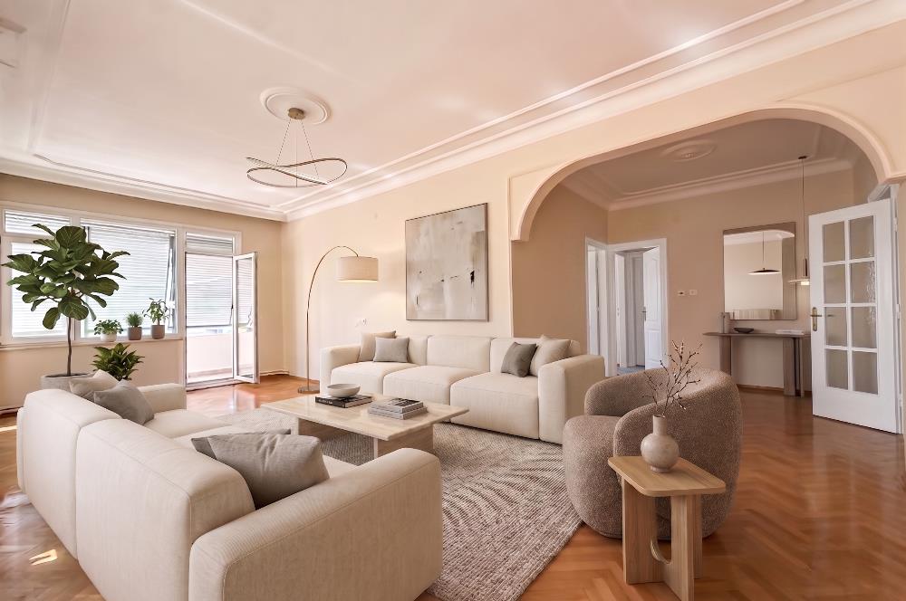 MODA RUŞENAĞA SOKAK'TA | 90 M² NET | KÖŞE DAİRE | 2 BALKON
