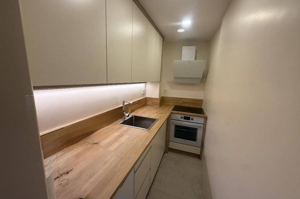 Beyoğlu’nun merkezi ve prestijli bölgelerinden tamamen yenilenmiş satılık 2+1 