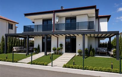 Enez Trapezde yerden ısıtma sistemli ultra lüks villa 