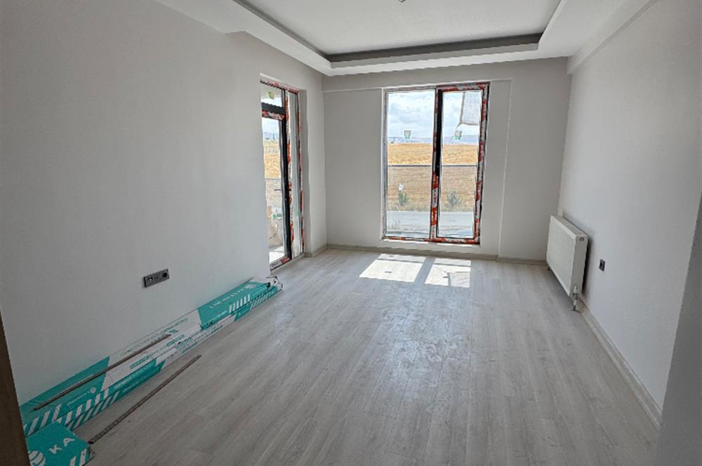 ÖĞRENCİK’TE SINAV KOLEJİ YANI SIFIR 2+1 KİRALIK DAİRE