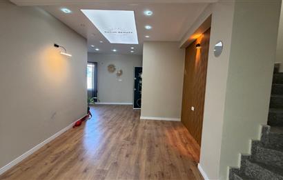 ÇARK CADDESİ  YAKINI KİRALIK 2 KATLI 4+1 145M2  OFİS