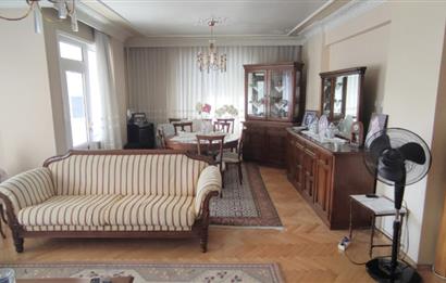 KADIKÖY KOZYATAĞINDA 3+1 BALKONLU 125 M2 SATILIK DAİRE