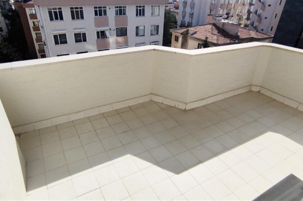 KADIKÖY KOZYATAĞINDA 3+1 BALKONLU 125 M2 SATILIK DAİRE