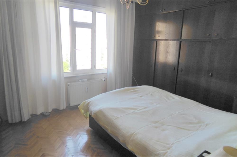 KADIKÖY KOZYATAĞINDA 3+1 BALKONLU 125 M2 SATILIK DAİRE