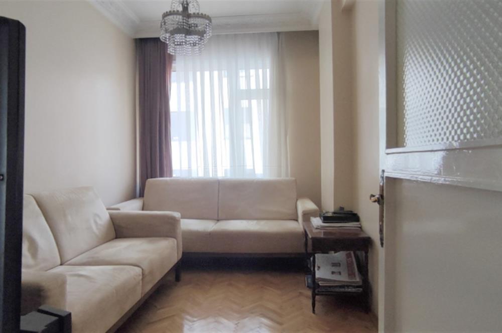 KADIKÖY KOZYATAĞINDA 3+1 BALKONLU 125 M2 SATILIK DAİRE