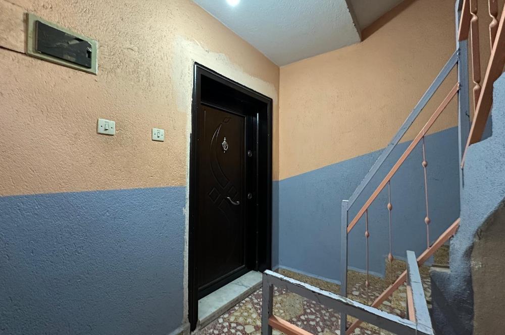 Bornova Yeşilova Mh.de Merkezi Konumda 3+1 Satılık Daire