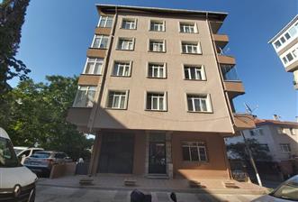 Çamlıca Tepesi Manzaralı 3 Balkonlu 3+1 Ara Kat Köşe Daire - 1 - 36652