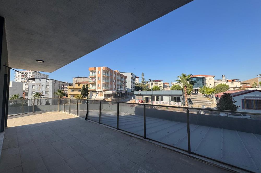 Menemen Asarlık Uluağaç Evlerinde Geniş Balkonlu 3+1 Sıfır Daire