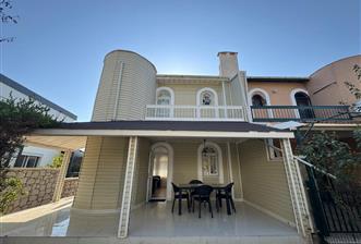 Çeşme Deniz Obası Sitesi'nde Satılık 2+1 Bahçeli Dubleks Villa - 1 - 36666