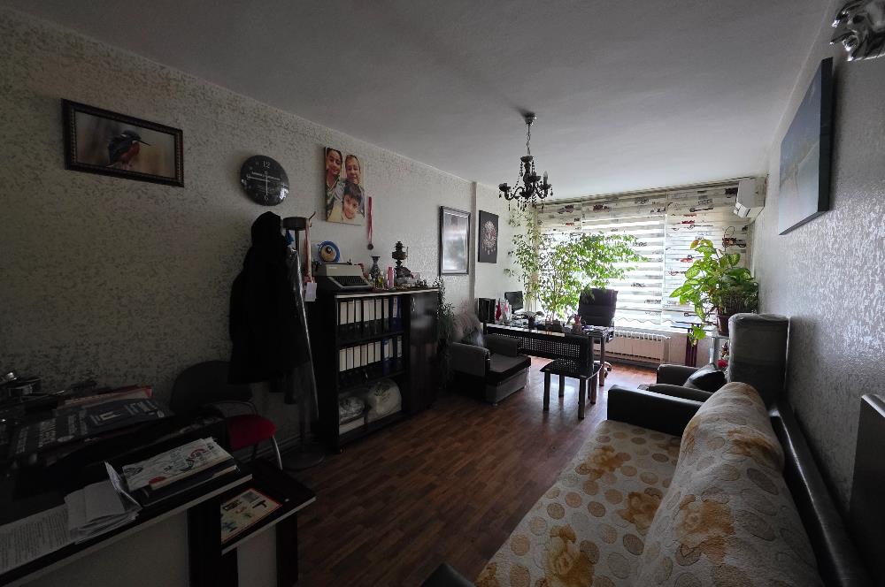 NECATİBEY CAD. ÜZERİ ASANSÖRLÜ BİNADA SATILIK 1+1 KOMBİLİ DAİRE