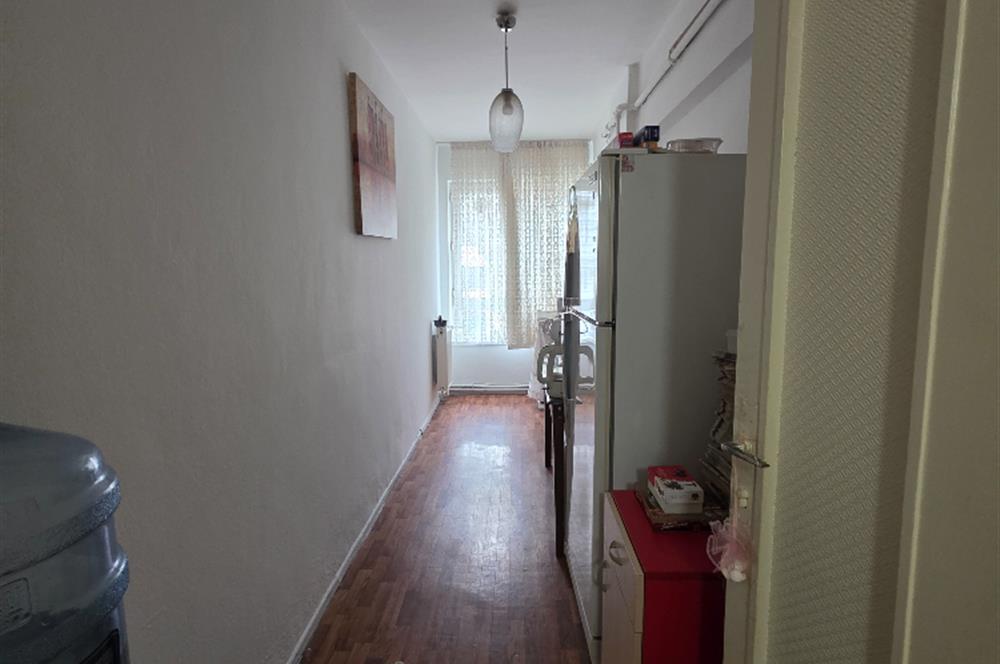 NECATİBEY CAD. ÜZERİ ASANSÖRLÜ BİNADA SATILIK 1+1 KOMBİLİ DAİRE