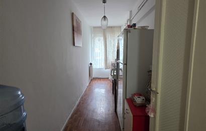 NECATİBEY CAD. ÜZERİ ASANSÖRLÜ BİNADA SATILIK 1+1 KOMBİLİ DAİRE