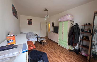 NECATİBEY CAD. ÜZERİ ASANSÖRLÜ BİNADA SATILIK 1+1 KOMBİLİ DAİRE