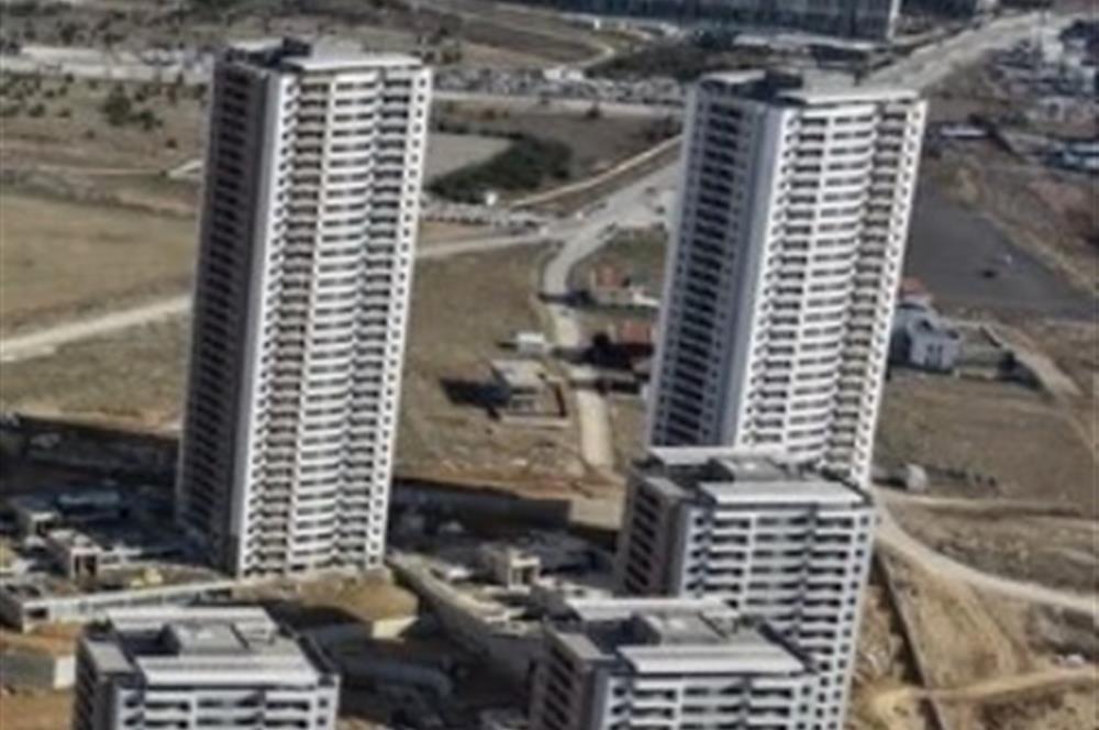 ANKARA BEYTEPEDE AKÇALIDA 4+1 ÖNÜ AÇIK DAİREMİZ SATILIKTIR.