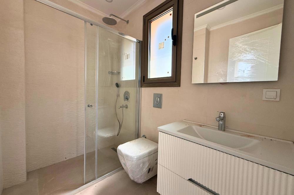 Gümüşlük Merkezde Kiralık Yeni Butik Site İçinde Müstakil 3+1 Dubleks ( Eşyasız )