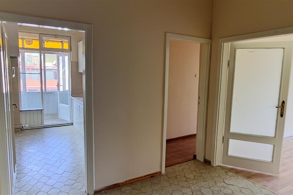 DİKİMEVİ METROSUNA 4 BİNA MESAFEDE 3+1 KOMBİLİ BAĞIMSIZ SALON