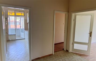 DİKİMEVİ METROSUNA 4 BİNA MESAFEDE 3+1 KOMBİLİ BAĞIMSIZ SALON