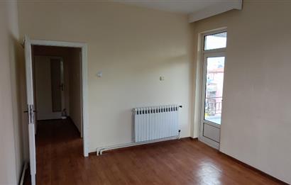 DİKİMEVİ METROSUNA 4 BİNA MESAFEDE 3+1 KOMBİLİ BAĞIMSIZ SALON