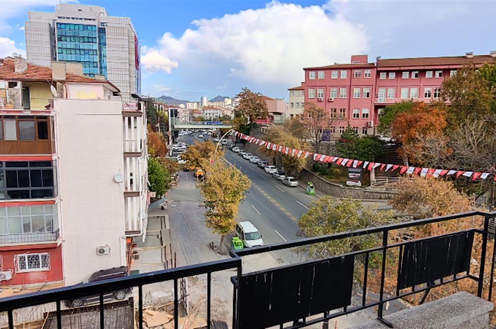 DİKİMEVİ METROSUNA 4 BİNA MESAFEDE 3+1 KOMBİLİ BAĞIMSIZ SALON
