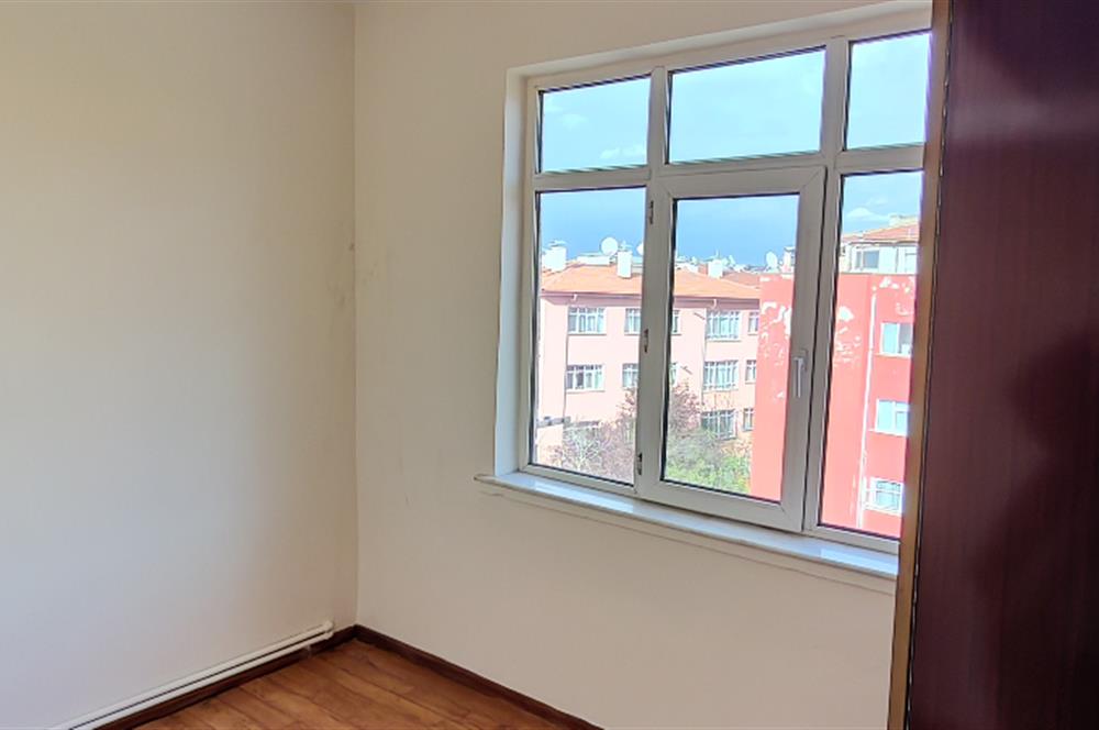 DİKİMEVİ METROSUNA 4 BİNA MESAFEDE 3+1 KOMBİLİ BAĞIMSIZ SALON