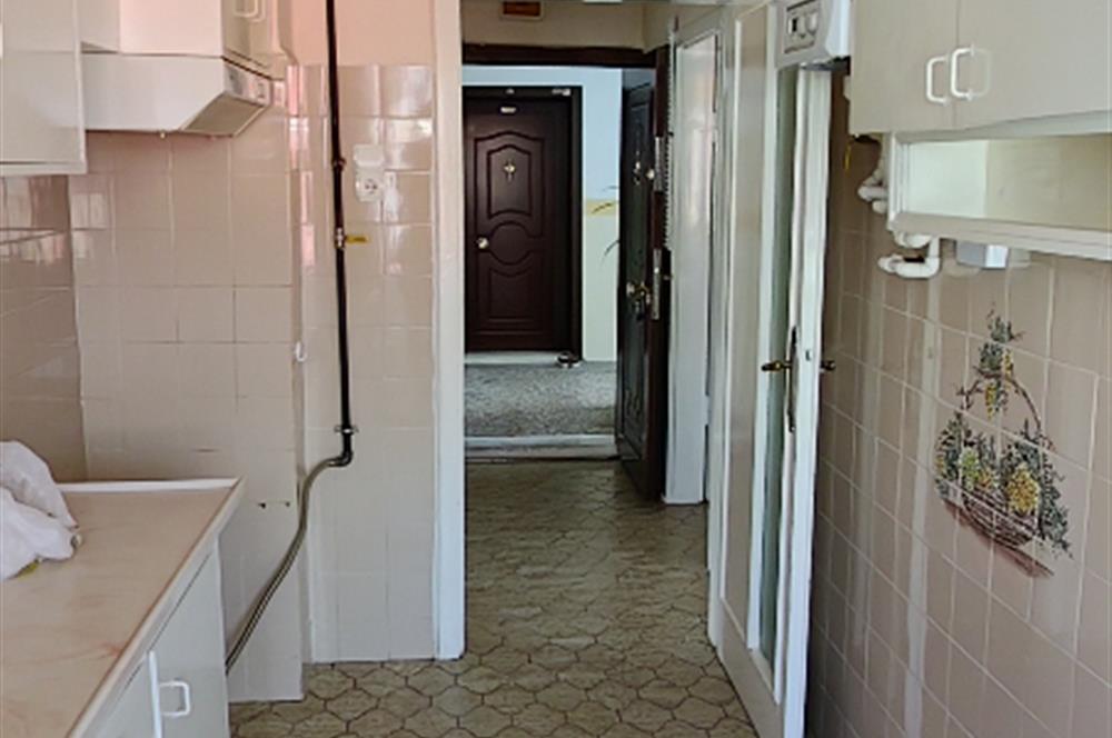DİKİMEVİ METROSUNA 4 BİNA MESAFEDE 3+1 KOMBİLİ BAĞIMSIZ SALON