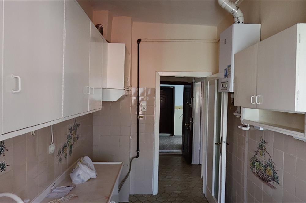 DİKİMEVİ METROSUNA 4 BİNA MESAFEDE 3+1 KOMBİLİ BAĞIMSIZ SALON