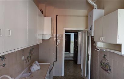 DİKİMEVİ METROSUNA 4 BİNA MESAFEDE 3+1 KOMBİLİ BAĞIMSIZ SALON