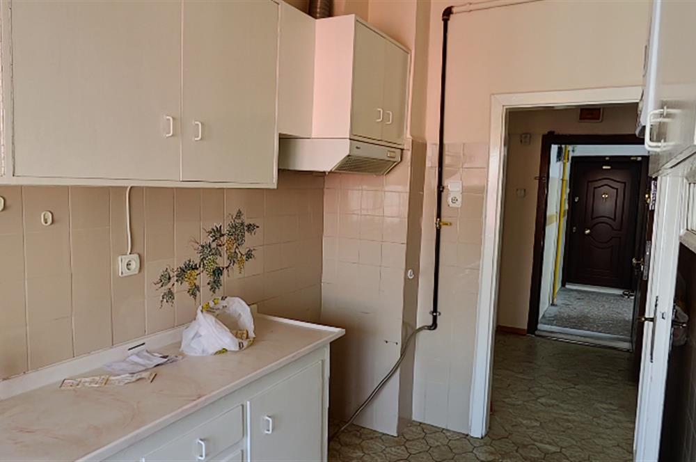 DİKİMEVİ METROSUNA 4 BİNA MESAFEDE 3+1 KOMBİLİ BAĞIMSIZ SALON