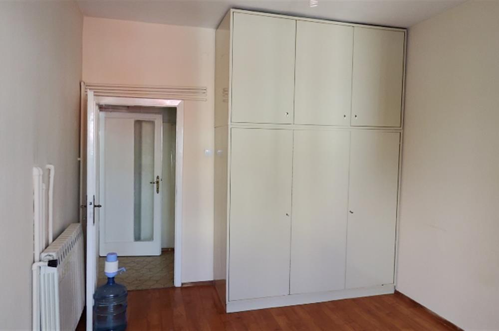 DİKİMEVİ METROSUNA 4 BİNA MESAFEDE 3+1 KOMBİLİ BAĞIMSIZ SALON