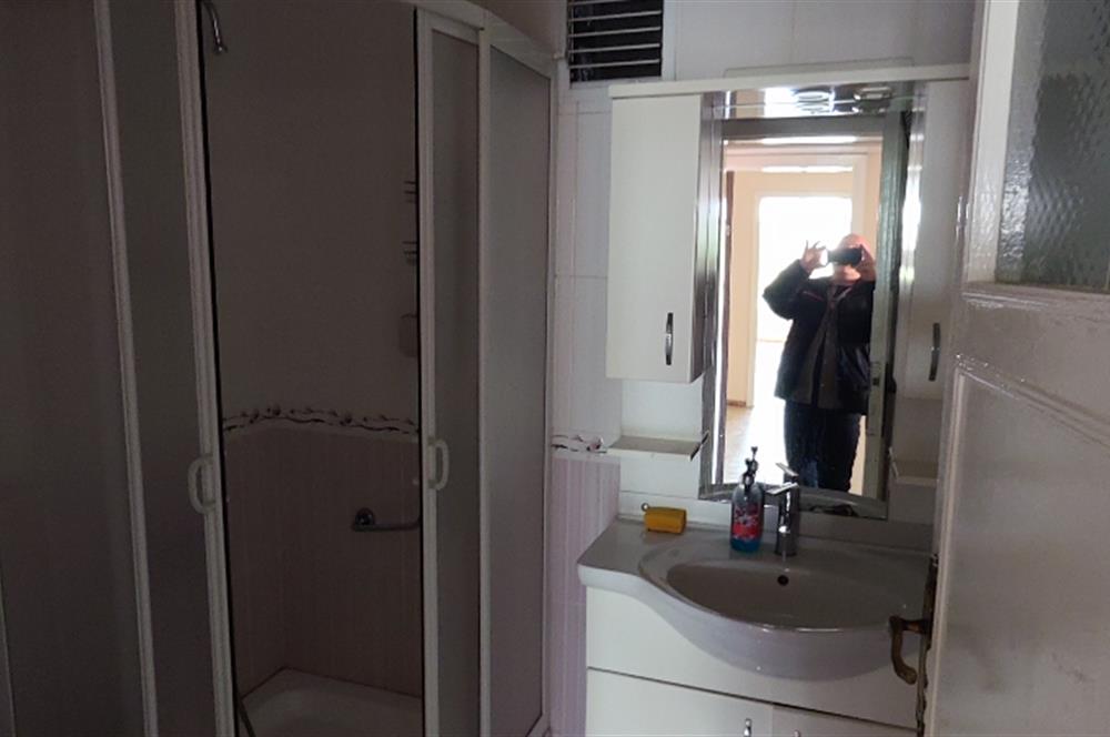 DİKİMEVİ METROSUNA 4 BİNA MESAFEDE 3+1 KOMBİLİ BAĞIMSIZ SALON