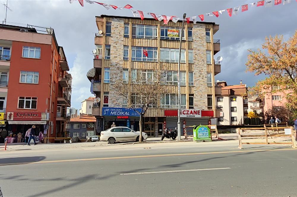 DİKİMEVİ METROSUNA 4 BİNA MESAFEDE 3+1 KOMBİLİ BAĞIMSIZ SALON