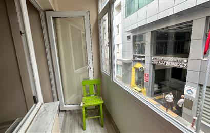 Karsiyaka carsi Satilik 2+1 daire