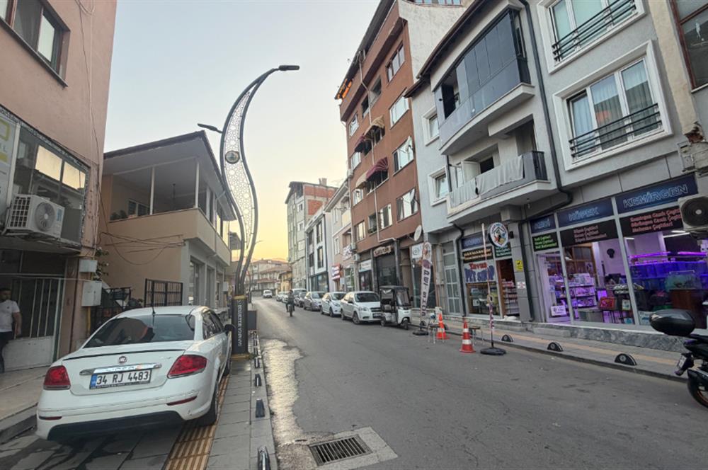 SAPANCA ÇARŞI MERKEZDE SATILIK  SIFIR İŞ YERİ