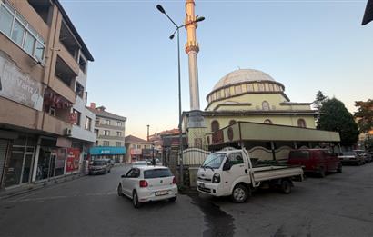 SAPANCA ÇARŞI MERKEZDE SATILIK  SIFIR İŞ YERİ