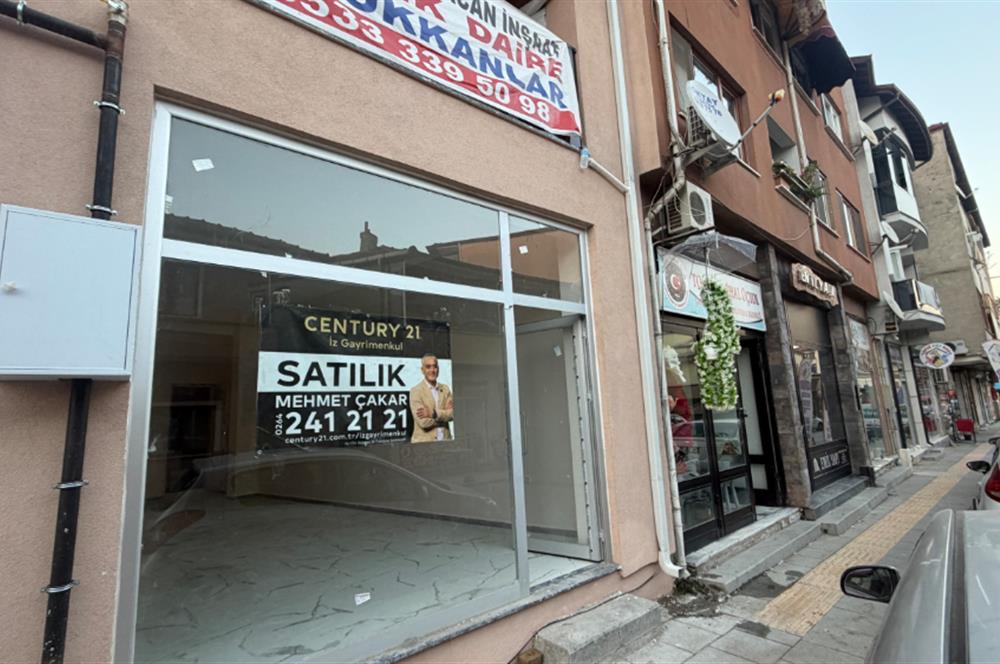 SAPANCA ÇARŞI MERKEZDE SATILIK  SIFIR İŞ YERİ