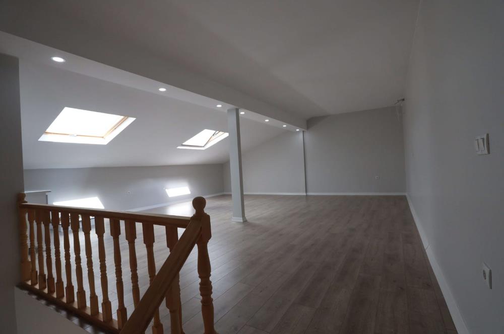 Silivri Ortaköyde Satılık Lüks Villa - Merkezi Isıtmalı