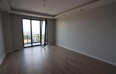 Silivri Ortaköyde Satılık Lüks Villa - Merkezi Isıtmalı