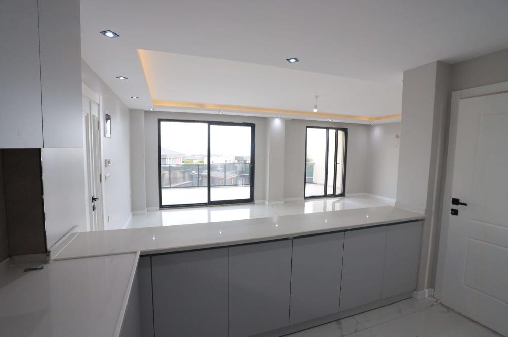 Silivri Ortaköyde Satılık Lüks Villa - Merkezi Isıtmalı