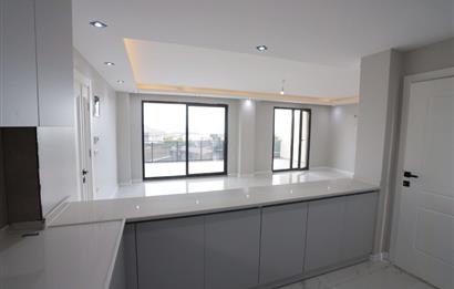Silivri Ortaköyde Satılık Lüks Villa - Merkezi Isıtmalı