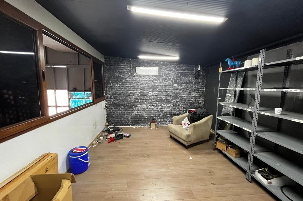 C21 BAL'dan Yeni Sanayi Sitesinde 2.Kapıda 100 M2 Kiralık Dükkan