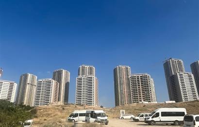 ANKARA BEYTEPEDE AKÇALIDA 4+1 ÖNÜ AÇIK DAİREMİZ SATILIKTIR.