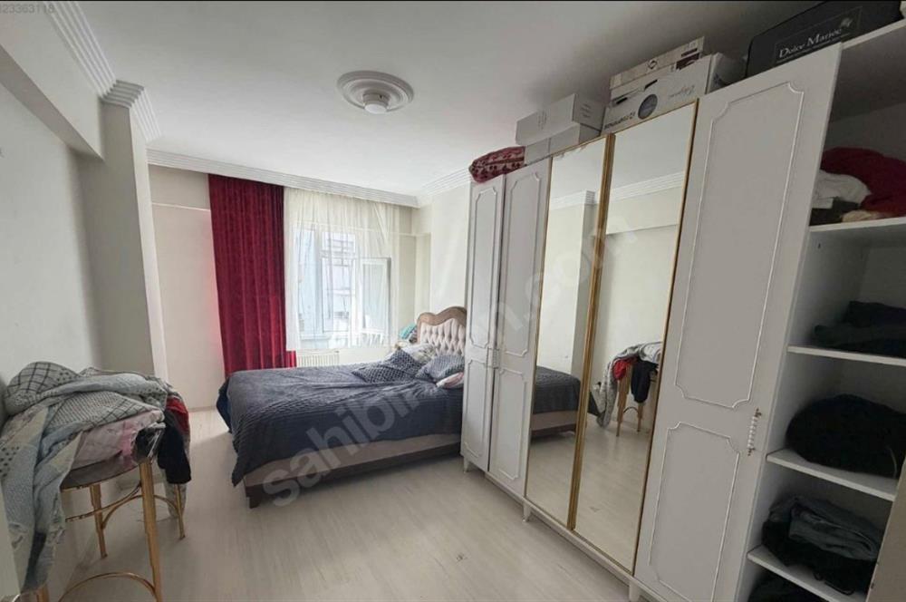 KOŞUYOLU SINIRI ÖZKURŞLAR MAKETİN EN ÜST DUBLEX KATI 2 AD. AYRI GİRİŞLİ DAİRE