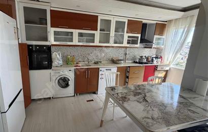 KOŞUYOLU SINIRI ÖZKURŞLAR MAKETİN EN ÜST DUBLEX KATI 2 AD. AYRI GİRİŞLİ DAİRE