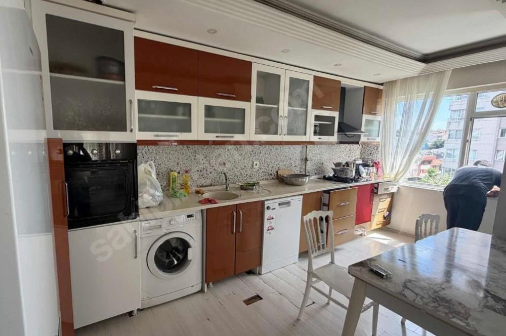 KOŞUYOLU SINIRI ÖZKURŞLAR MAKETİN EN ÜST DUBLEX KATI 2 AD. AYRI GİRİŞLİ DAİRE