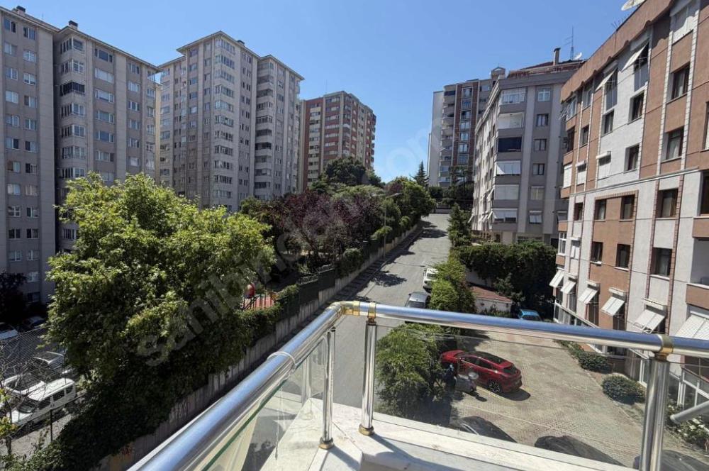KOŞUYOLU SINIRI ÖZKURŞLAR MAKETİN EN ÜST DUBLEX KATI 2 AD. AYRI GİRİŞLİ DAİRE