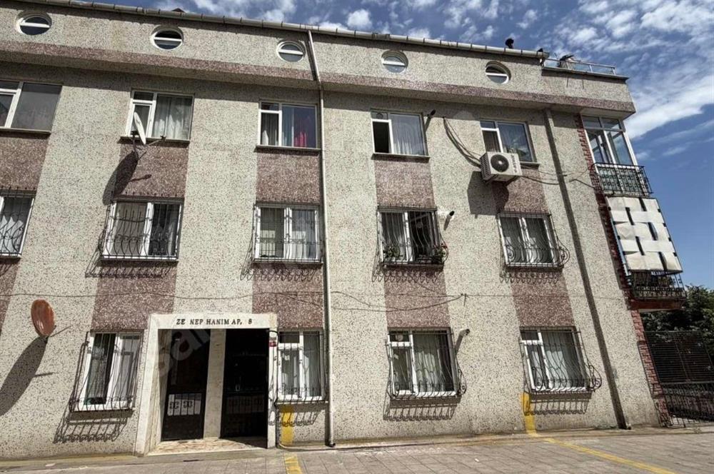 KOŞUYOLU SINIRI ÖZKURŞLAR MAKETİN EN ÜST DUBLEX KATI 2 AD. AYRI GİRİŞLİ DAİRE
