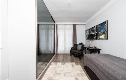 C21 DEN ZAMAN ÖTESİNDE MİMARİ YAPI 45M² TERASLI ŞÖMİNELİ DUBLEKS